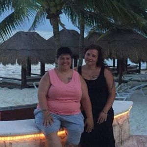 Meet your Posher, Danyelle